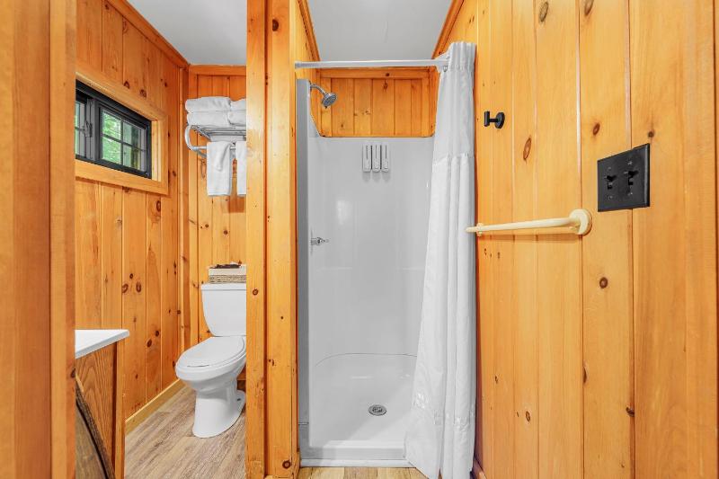 One-Bedroom House image 4