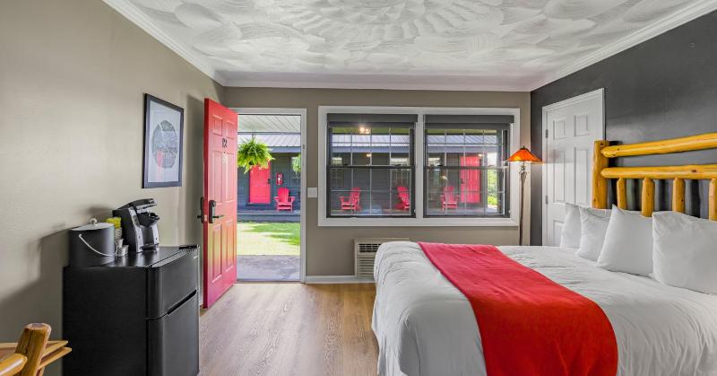 Standard Double Room image 4