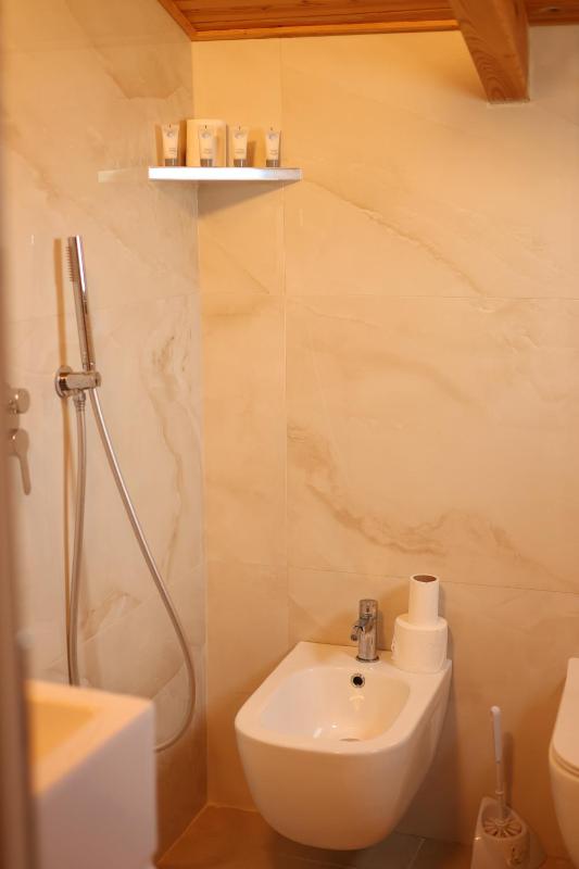 Posh villa 1 - image 10