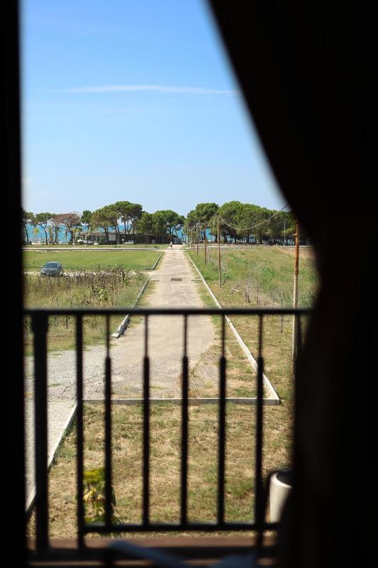 Posh villa 1 - image 11