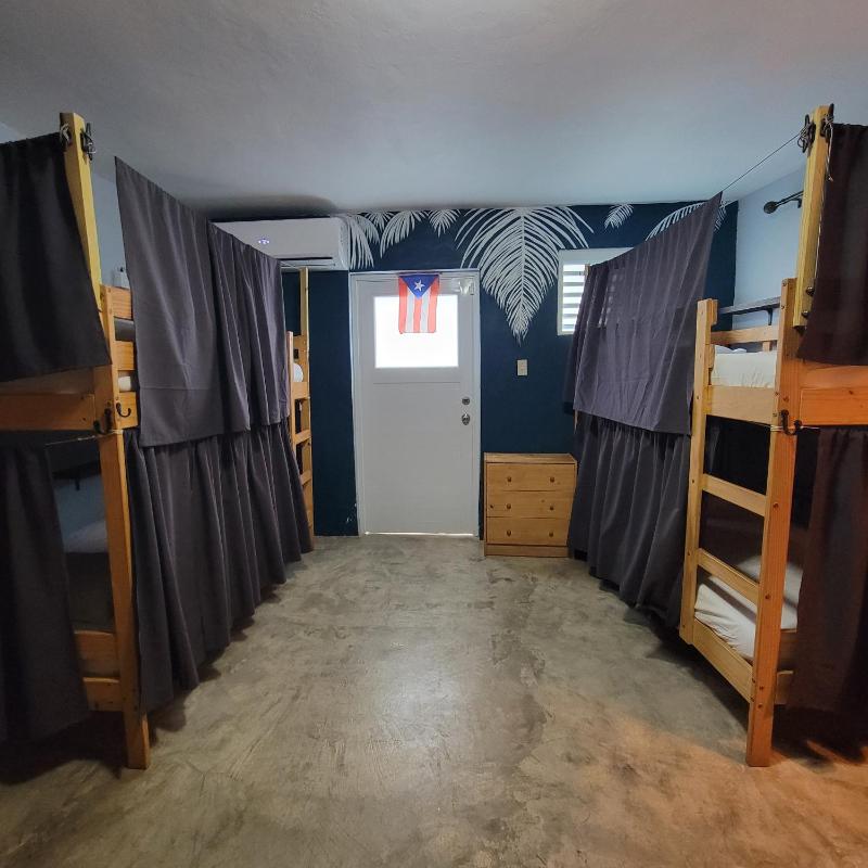 Bed in 8-Bed Mixed Dormitory Room image 1
