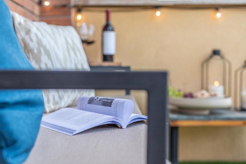 Two-Bedroom Deluxe Apartment with Balcony image 4