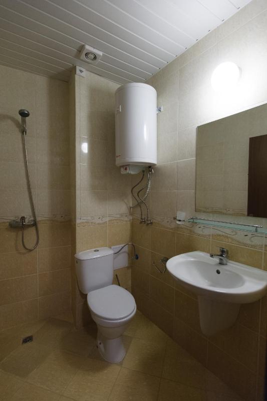 One-Bedroom Apartment with Sea View image 2