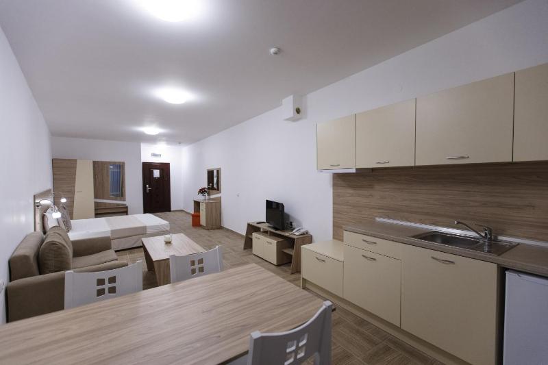 Studio with Sea View (3 Adults) image 4