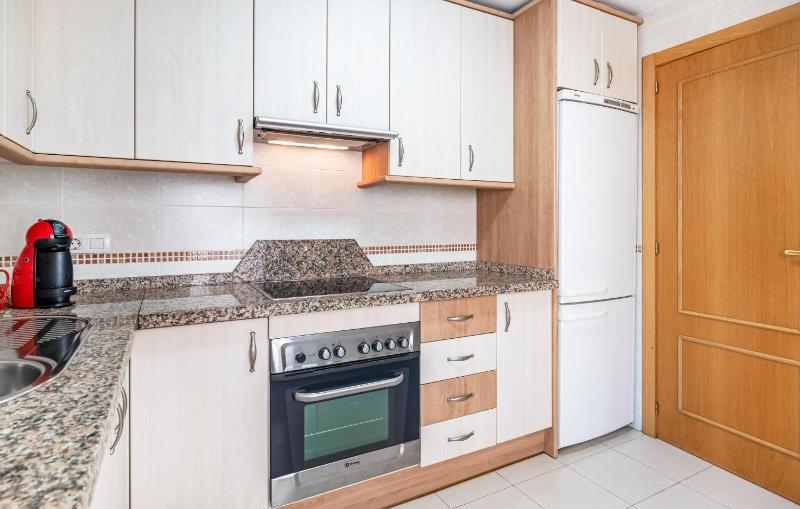 Lovely Apartment In Torre Del Mar - image 7