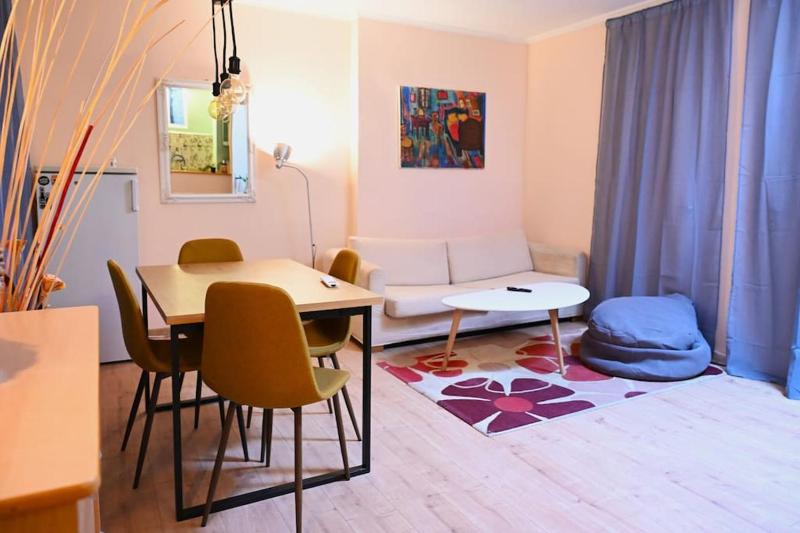 National Theatre Loft - image 12