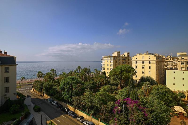 Junior Suite with Sea View image 4