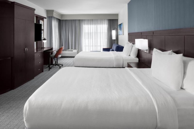 Courtyard by Marriott Cleveland University Circle - image 4