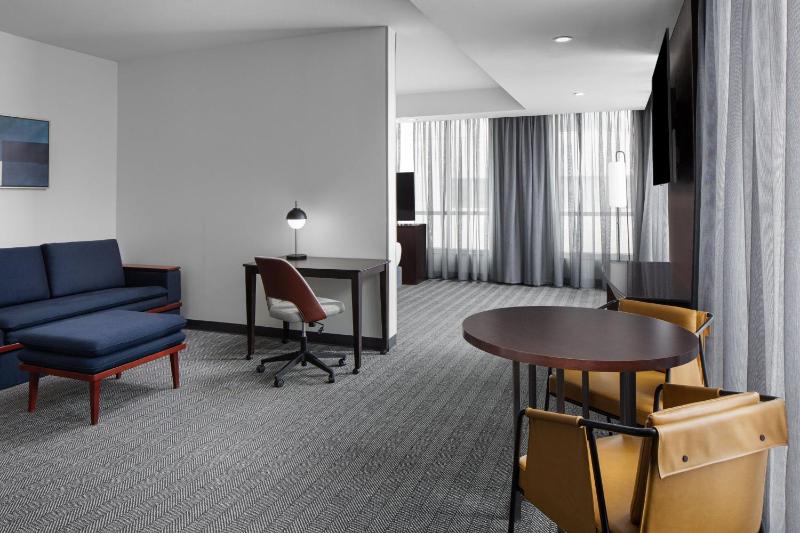 Courtyard by Marriott Cleveland University Circle - image 37