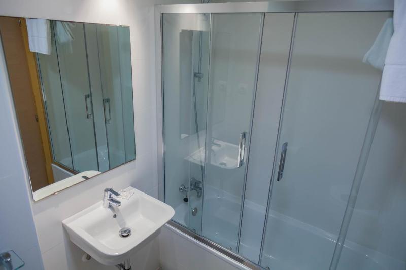 Double or Twin Attic Room with Pool View image 4