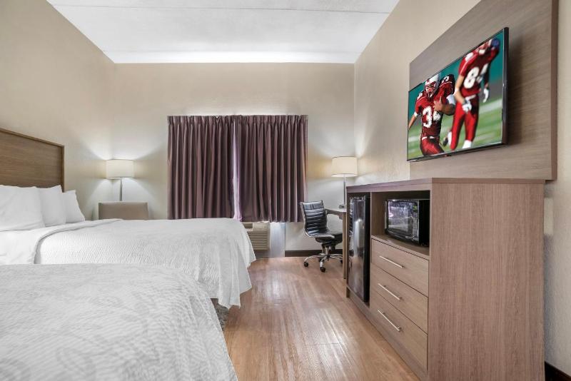 Superior Double Room with Two Double Beds Smoke Free image 2