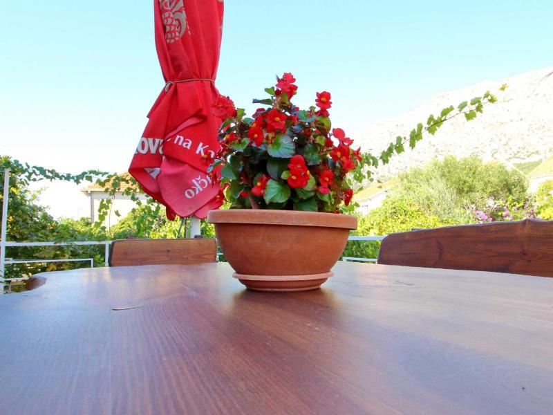 Three bedroom apartment with terrace - image 11