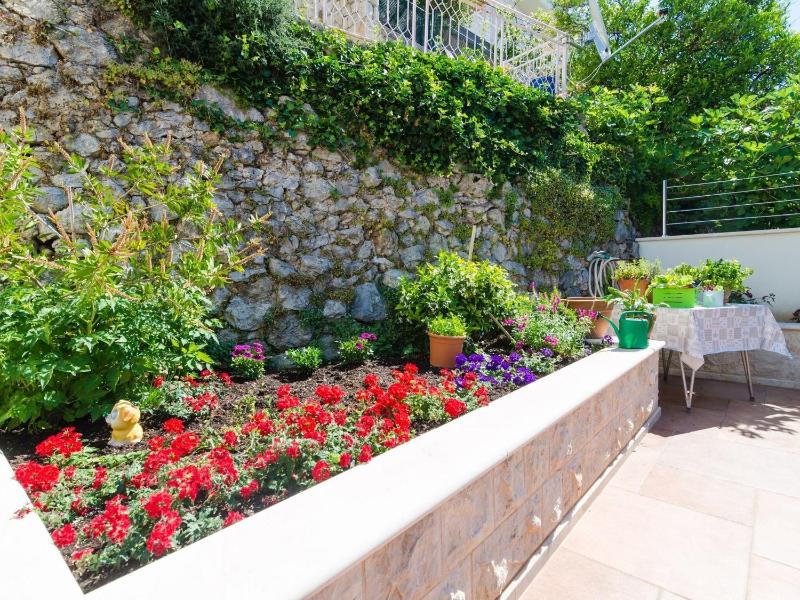Apartments Davor - Two Bedroom Apartment with Sea View and Terrace - image 12