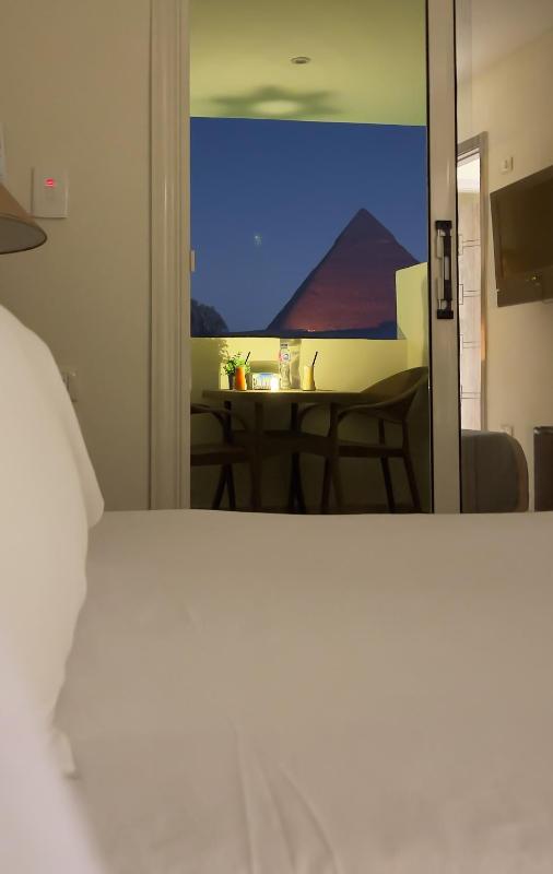 Pyramids Vista INN - image 3
