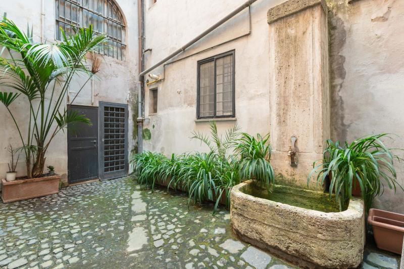 Maison Leo a Largo Argentina - image 1