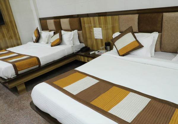Quadruple Room image 1