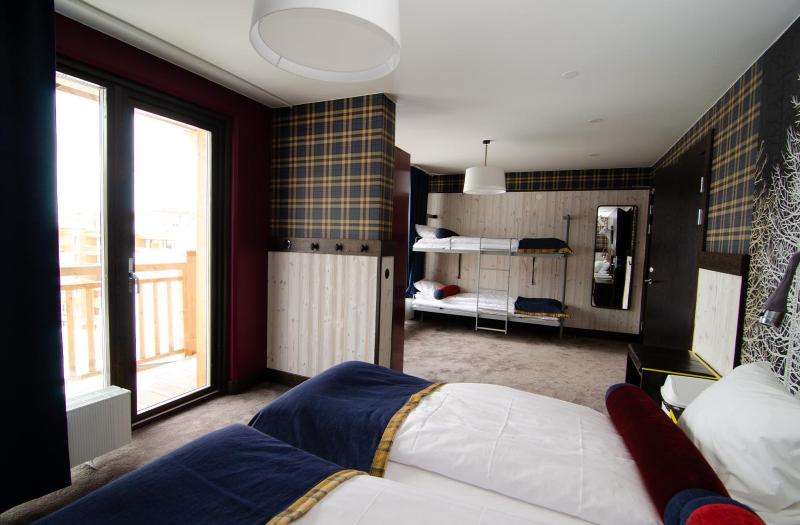 Large Double Room with Balcony image 4