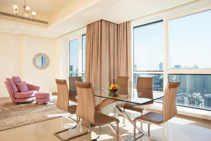 Deluxe One-Bedroom Apartment with Balcony  image 1