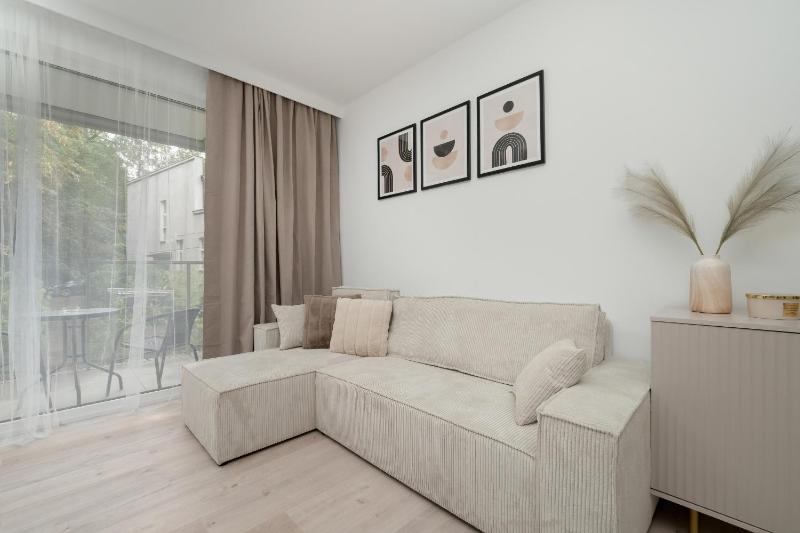 Exceptional Apartments with Parking by Noclegi Renters - image 1