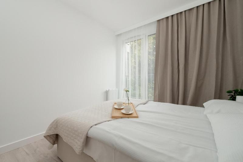 Exceptional Apartments with Parking by Noclegi Renters - image 6
