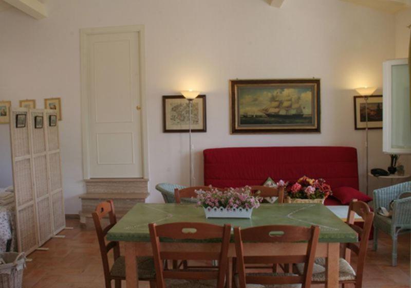 Apartment with Terrace image 4