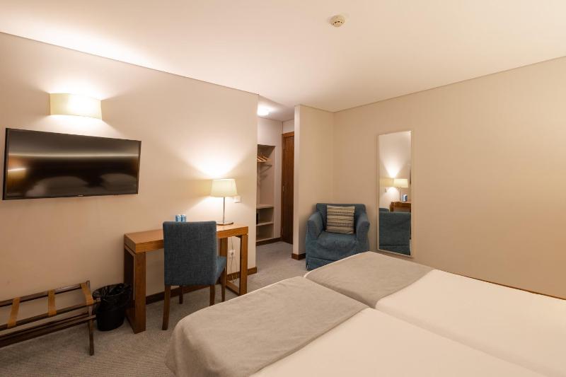 Standard  Room image 3