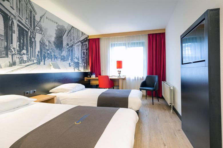 Comfort Twin Room image 1