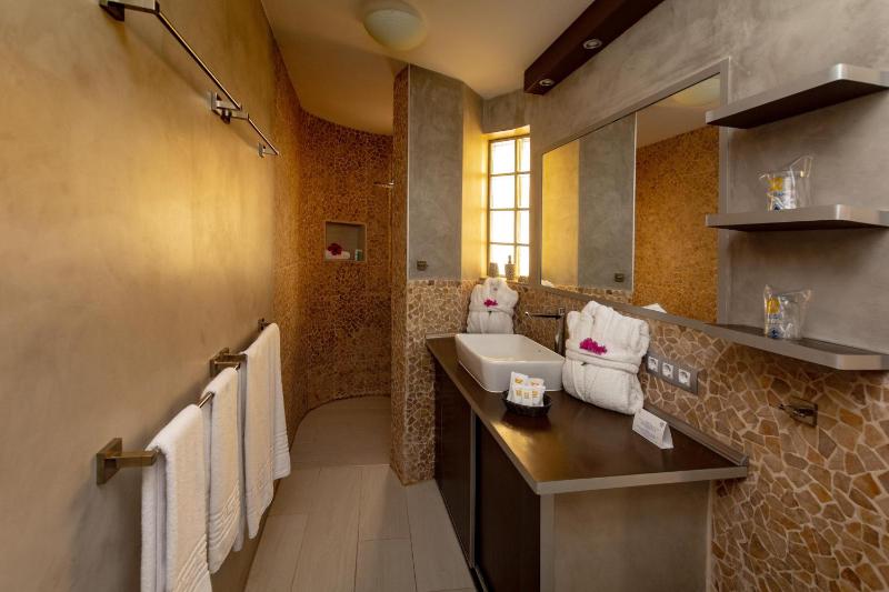 Two-Bedroom Apartment image 4
