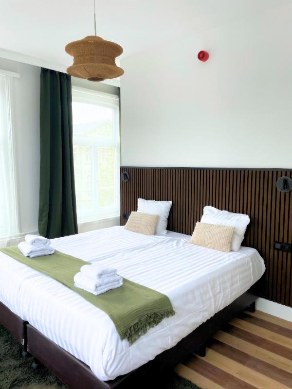 Double Room image 1
