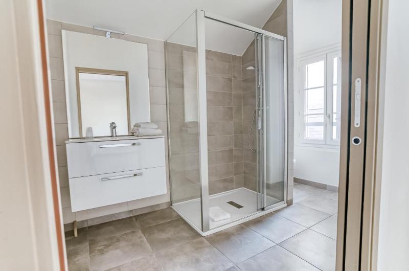 Superior Apartment image 3