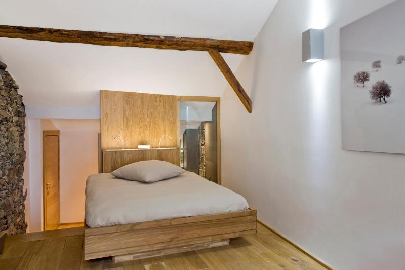 Double Room with Mountain View image 3