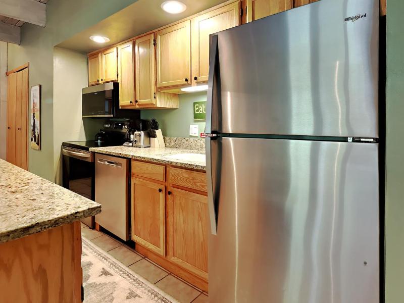 Timberline Condominiums 1 Bedroom Deluxe Unit A2G - image 15