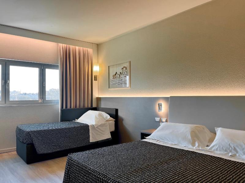 Comfort Room image 1