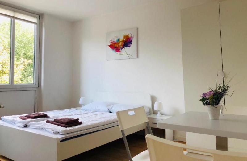 Double or Twin Room with Shared Bathroom image 2