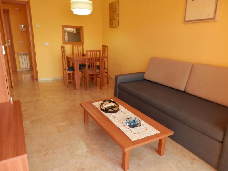 One-Bedroom Apartment (3-4 Adults) image 4