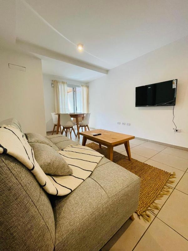 CATEGORIA departamento a dos cuadras del patio olmos 1 dormitorio asador pileta y cochera - image 6