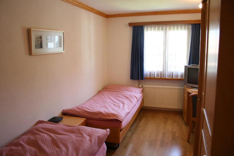 Apartment (4 Adults) image 2