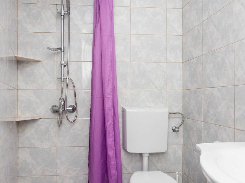 Apartments Djurkovic - One-Bedroom Apartment with Shared Terrace and Sea View - image 18