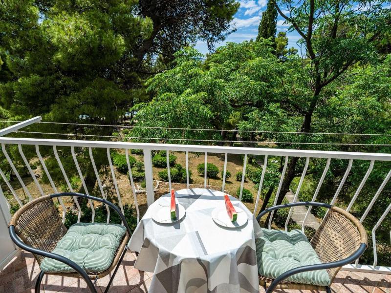Apartment  Rooms Papa - Premium Double or Twin Room with Balcony and Partial Sea View Soba 2 - image 18