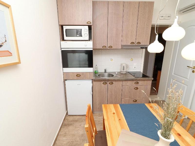 Apartments Trstenica-Two Bedroom Apartment with Balcony  E - image 18