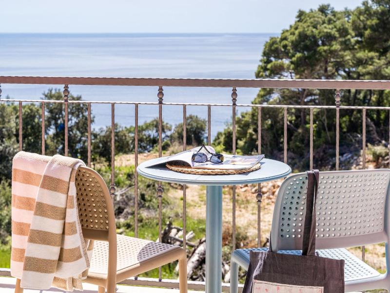 Apartments Villa Lukas - No.11 Gallery Studio Apartment with Balcony and Sea View - image 21
