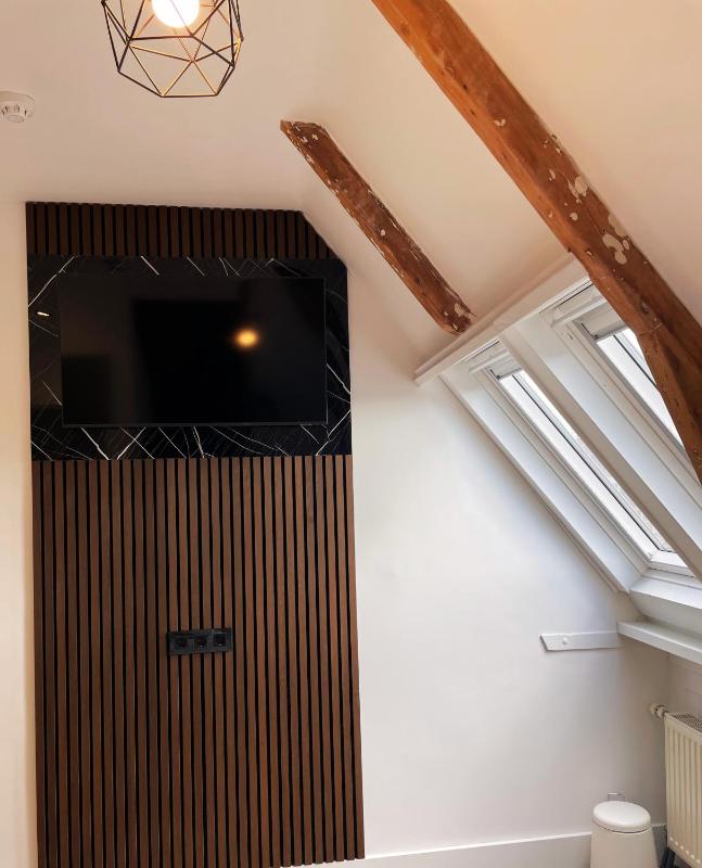 Twin Room - Attic image 2