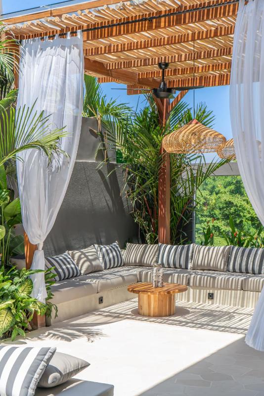 Villa Saya - Trendy 2BR Villa with Upscale Charm in Pererenan - image 10