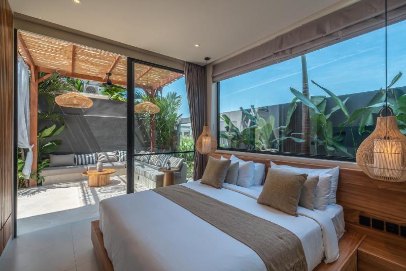 Villa Saya - Trendy 2BR Villa with Upscale Charm in Pererenan - image 14