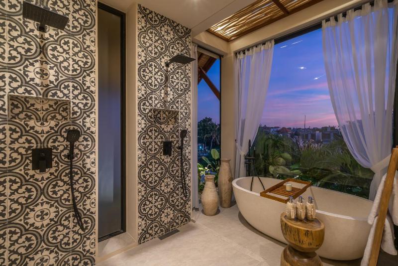 Villa Saya - Trendy 2BR Villa with Upscale Charm in Pererenan - image 5