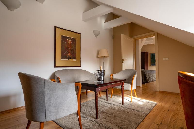 Mabre Residence Hotel - image 15