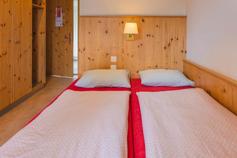 Double Room with Balcony image 3