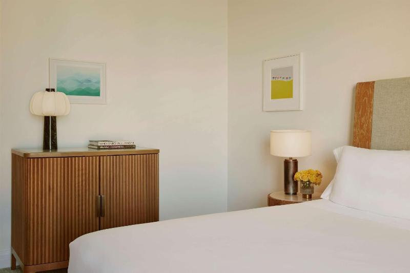 Superior Room image 2