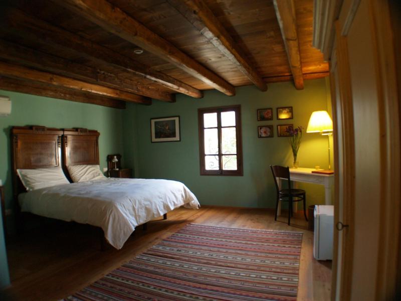 Deluxe Double Room image 4