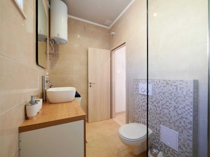 Apartments Vujina - Comfort Studio Apartment with Terrace 3 Luka - image 17
